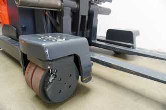 Used Forklift Truck LINDE R 20 F ELEKTRO VIERWEGESTAPLER (13063574)