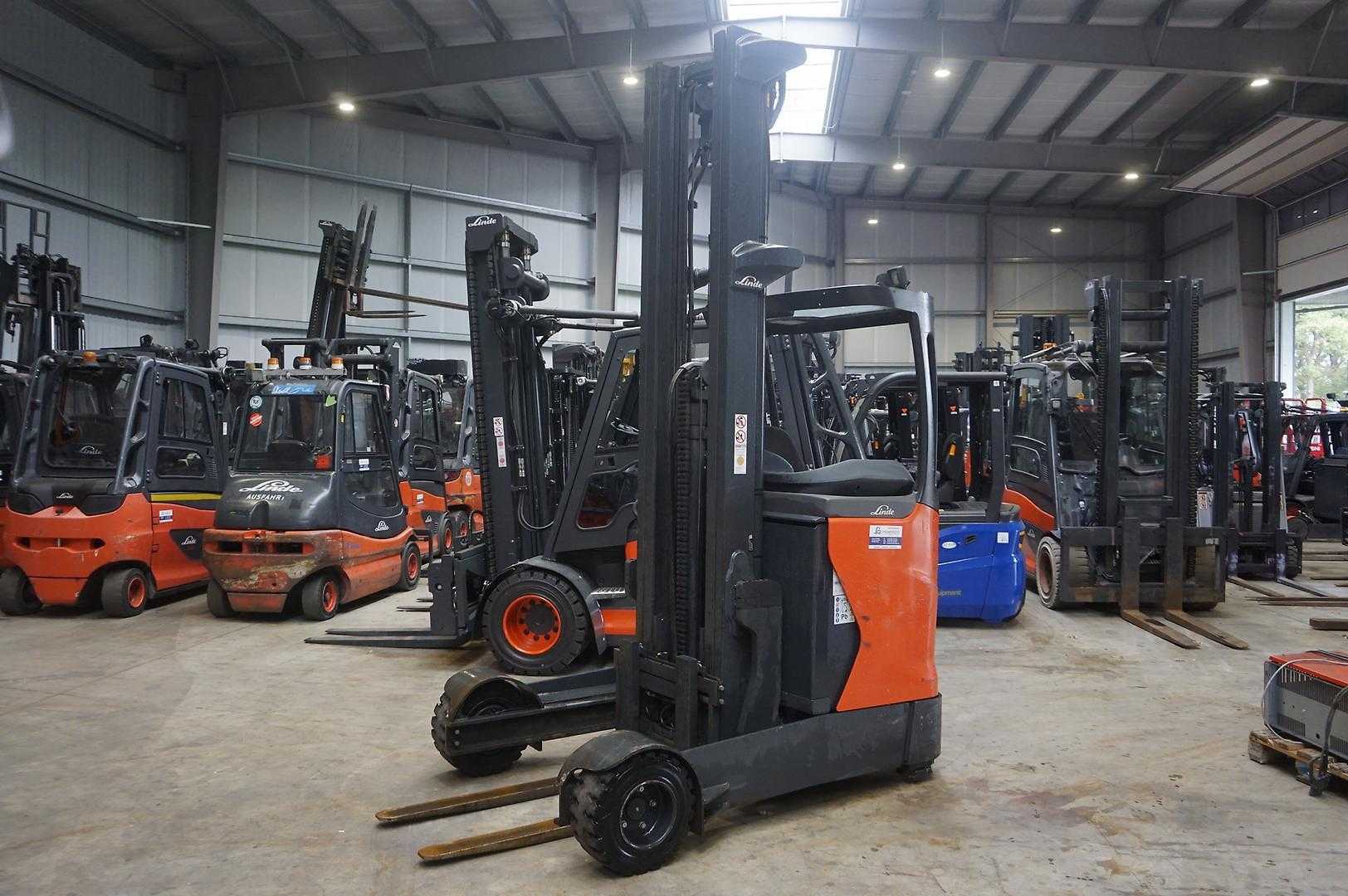 Used Forklift Truck LINDE R 20G-01 - 3.640 Betriebsstunden ELEKTRO SCHUBMASTSTAPLER (13074101)