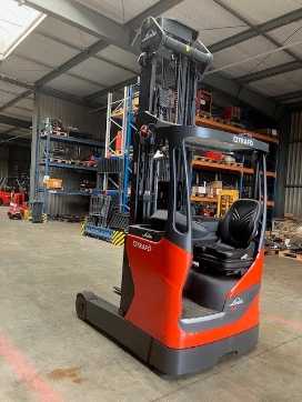 Used Forklift Truck LINDE R16 ELEKTRO SCHUBMASTSTAPLER (13067056)