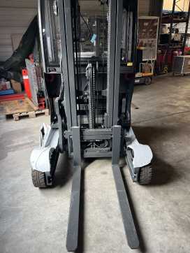 Used Forklift Truck LINDE R16G ELEKTRO SCHUBMASTSTAPLER (13028507)