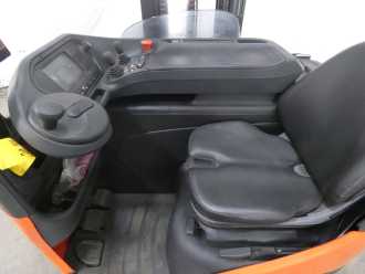 Used Forklift Truck LINDE R16HD ELEKTRO SCHUBMASTSTAPLER (13036601)