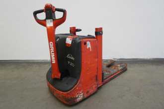 Used Forklift Truck LINDE T 28 L 1152 ELEKTRO NIEDERHUBWAGENDEICHSEL (13015551) backdrop
