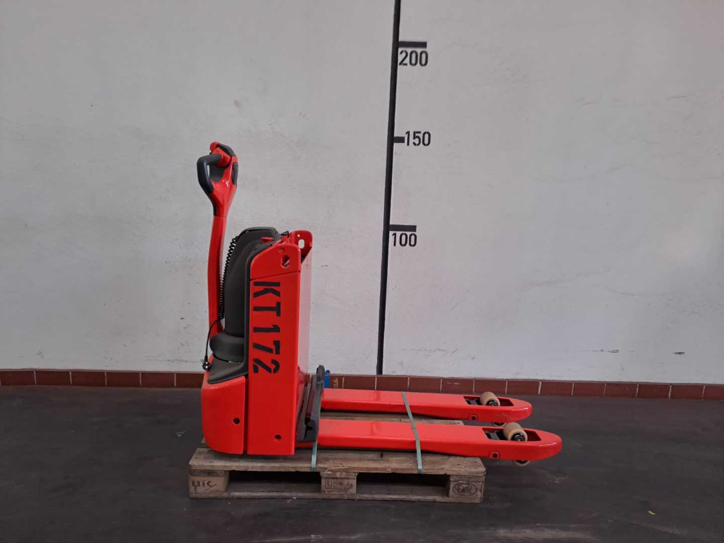 Used Forklift Truck LINDE T14 : 1,4 t (1155-00) ELEKTRO NIEDERHUBWAGENDEICHSEL (13076448)