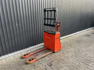 Used Forklift Truck LINDE T16 ELEKTRO NIEDERHUBWAGENDEICHSEL (13074228) backdrop