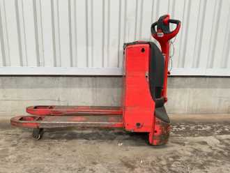Used Forklift Truck LINDE T18 BR1152 ELEKTRO NIEDERHUBWAGENDEICHSEL (13067549) backdrop