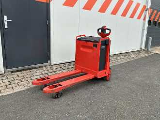 Used Forklift Truck LINDE T18 ELEKTRO NIEDERHUBWAGENSEMIELEKTRISCH (13063910) backdrop