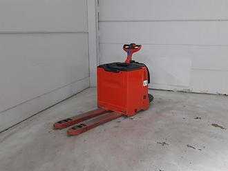 Used Forklift Truck LINDE T20AP ELEKTRO NIEDERHUBWAGENDEICHSEL (13052192) backdrop