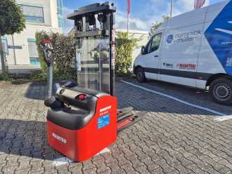 Used Forklift Truck MANITOU Hochhubwagen ES 414 ELEKTRO HOCHHUBWAGENDEICHSEL (13069843) backdrop