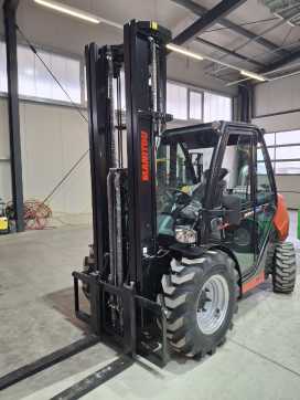 Used Forklift Truck MANITOU MC 30-4 D K ST5 S1 DIESEL GELAENDESTAPLER (13058080) backdrop