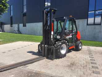 Used Forklift Truck MANITOU MC 30-4 DIESEL GELAENDESTAPLER (12947483)