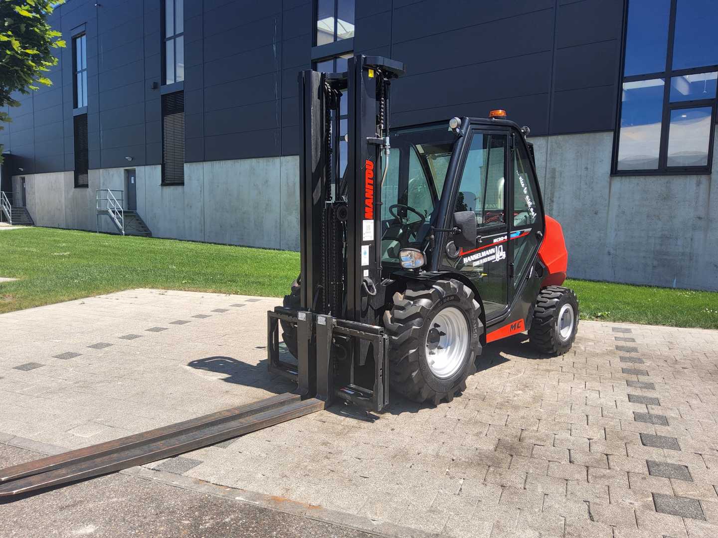 Used Forklift Truck MANITOU MC 30-4 DIESEL GELAENDESTAPLER (12947483)