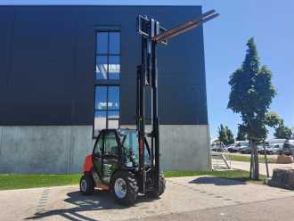 Used Forklift Truck MANITOU MC 30-4 DIESEL GELAENDESTAPLER (12947483)