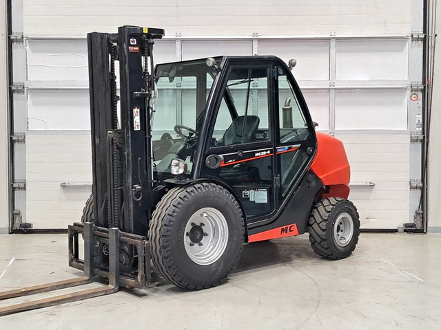 Used Forklift Truck MANITOU MC25-4 DIESEL VIERRADFRONTSTAPLER (13054767)