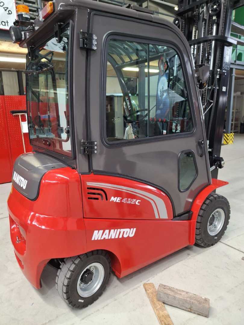 Used Forklift Truck MANITOU ME 425 C 48 V ELEKTRO VIERRADFRONTSTAPLER (13058067)