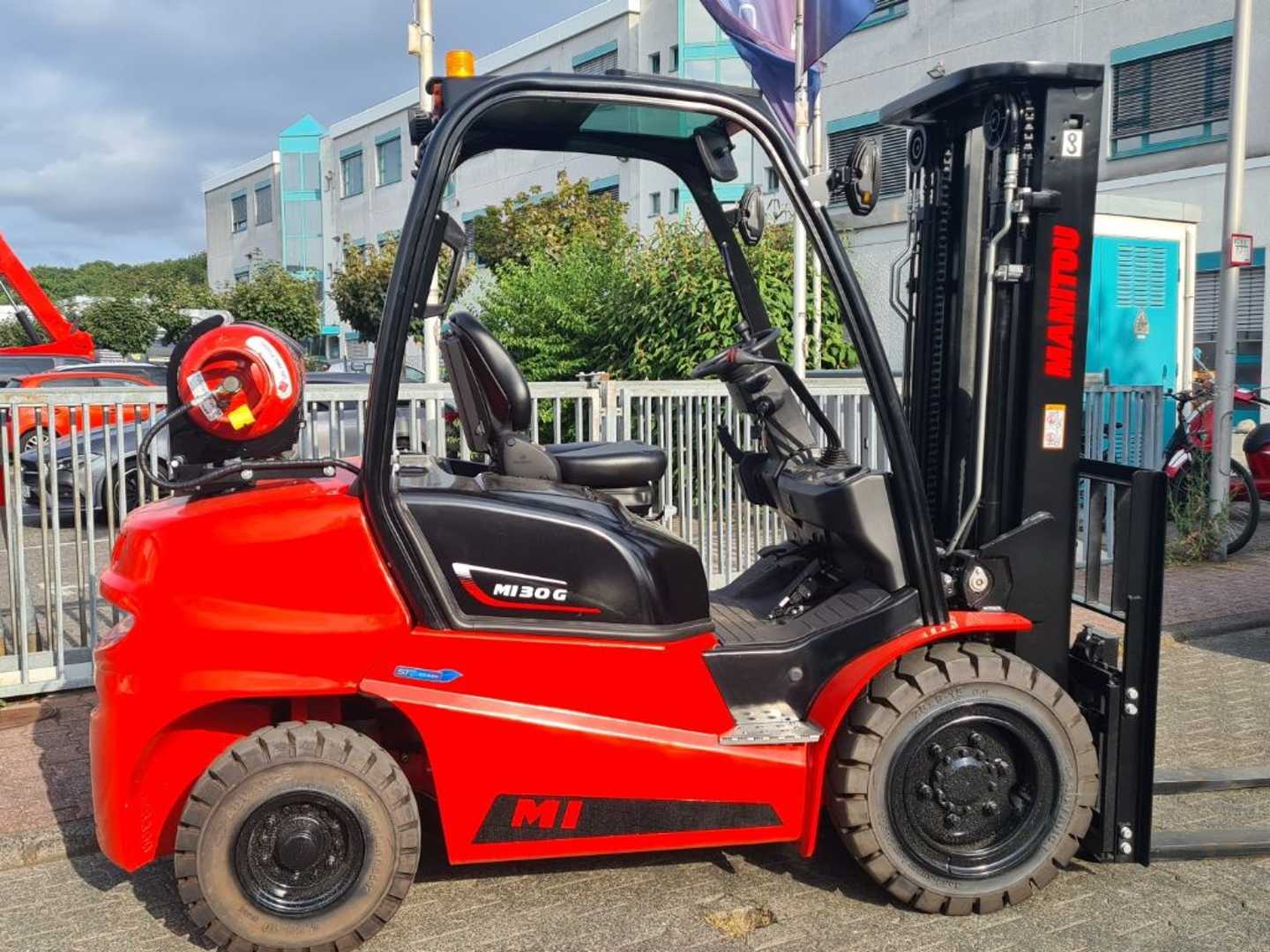 Used Forklift Truck MANITOU MI 30 Gas Triplex GAS VIERRADFRONTSTAPLER (13069827)