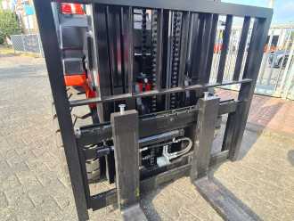 Used Forklift Truck MANITOU MI 30 Gas Triplex GAS VIERRADFRONTSTAPLER (13069827)