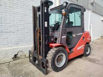 Used Forklift Truck MANITOU MI45D DIESEL VIERRADFRONTSTAPLER (13022666) backdrop