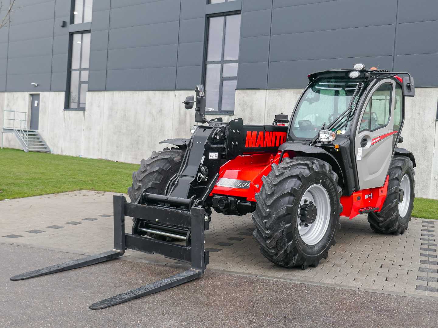 Used Forklift Truck MANITOU MLT 733 DIESEL TELESKOPARMSTAPLER (12815086)