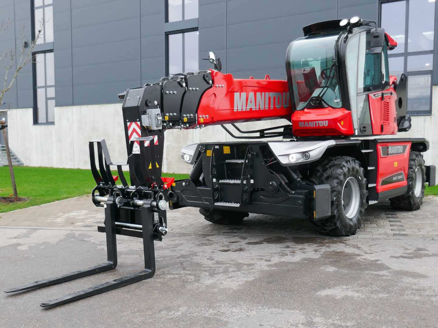 Used Forklift Truck MANITOU MRT 2660 vision DIESEL TELESKOPARMSTAPLER (12947593)