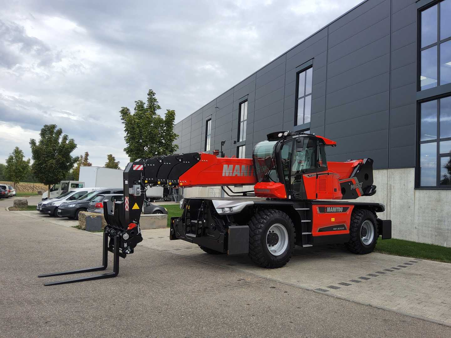 Used Forklift Truck MANITOU MRT 3570 vision ES DIESEL TELESKOPARMSTAPLER (13068095)