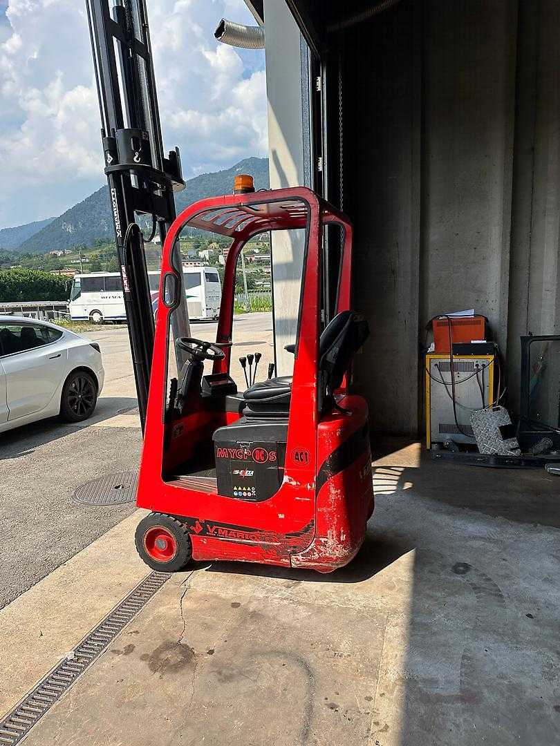 Used Forklift Truck MARIOTTI AC1 8 C ELEKTRO DREIRADFRONTSTAPLER (12957308)