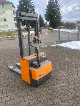 Used Forklift Truck MIC G10  280T ELEKTRO HOCHHUBWAGENDEICHSEL (12823507) backdrop