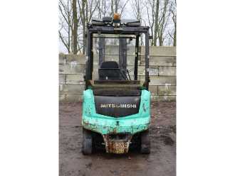 Used Forklift Truck MITSUBISHI FB35N ELEKTRO VIERRADFRONTSTAPLER (13047545)