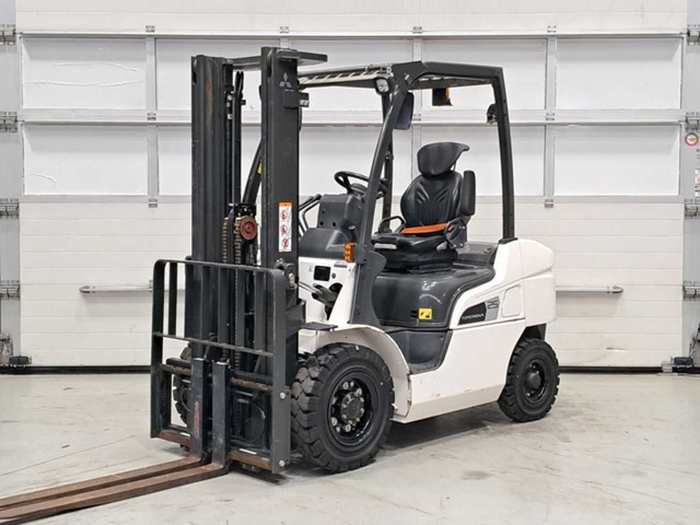 Used Forklift Truck MITSUBISHI FD25N3 WEITERE VIERRADFRONTSTAPLER (13071522)