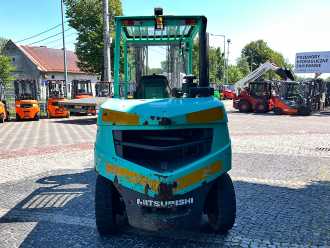 Used Forklift Truck MITSUBISHI FD50NT DIESEL VIERRADFRONTSTAPLER (13054103)