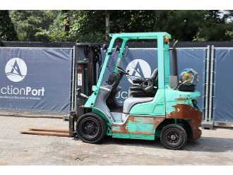 Used Forklift Truck MITSUBISHI FG25N GAS VIERRADFRONTSTAPLER (13060366)