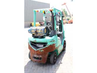 Used Forklift Truck MITSUBISHI FG25N GAS VIERRADFRONTSTAPLER (13060366)