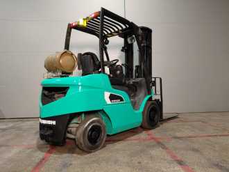 Used Forklift Truck MITSUBISHI FG25NT GAS VIERRADFRONTSTAPLER (13026680)