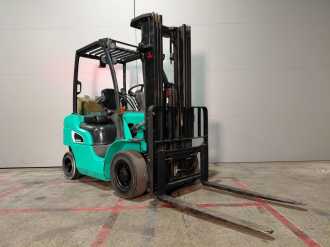 Used Forklift Truck MITSUBISHI FG25NT GAS VIERRADFRONTSTAPLER (13026680)