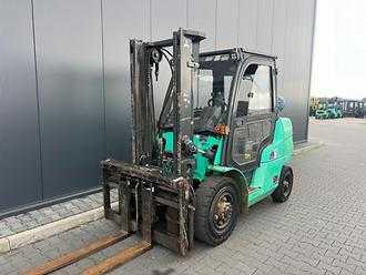 Used Forklift Truck MITSUBISHI FG40NT GAS VIERRADFRONTSTAPLER (13065256)