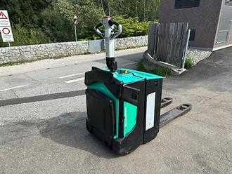 Used Forklift Truck MITSUBISHI PBV20N2 ELEKTRO NIEDERHUBWAGENFAHRERSTAND (13064608) backdrop