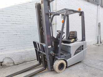 Used Forklift Truck NISSAN 1N1L18Q ELEKTRO DREIRADFRONTSTAPLER (13075153) backdrop