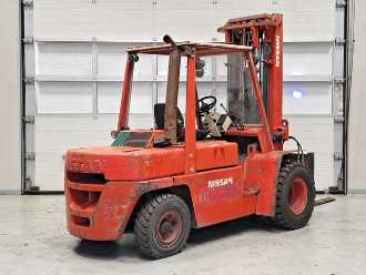 Used Forklift Truck NISSAN D2ZWGF03A40U DIESEL VIERRADFRONTSTAPLER (13074793)
