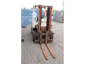 Used Forklift Truck NISSAN EH02A25 DIESEL VIERRADFRONTSTAPLER (13033557)