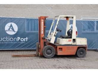Used Forklift Truck NISSAN EH02A25 DIESEL VIERRADFRONTSTAPLER (13062982) backdrop