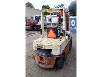 Used Forklift Truck NISSAN EH02A25 DIESEL VIERRADFRONTSTAPLER (13062982)