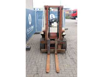 Used Forklift Truck NISSAN EH02A25 DIESEL VIERRADFRONTSTAPLER (13062982)
