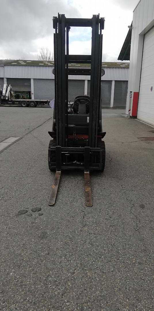 Used Forklift Truck NISSAN FD02A200 DIESEL VIERRADFRONTSTAPLER (12887855)