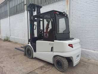 Used Forklift Truck NISSAN HX40 ELEKTRO VIERRADFRONTSTAPLER (13040210)
