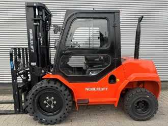 Used Forklift Truck NOBLE FD2RT35LS DIESEL GELAENDESTAPLER (13030196) backdrop