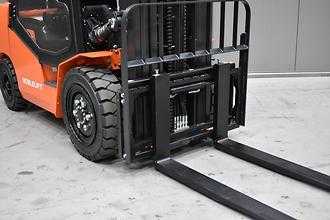Used Forklift Truck NOBLELIFT CPCD30 4800 DIESEL VIERRADFRONTSTAPLER (13072865)