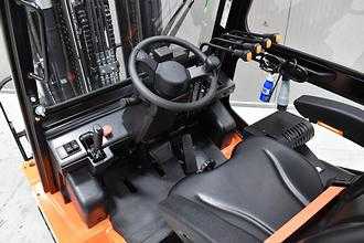 Used Forklift Truck NOBLELIFT CPD38 A 5500 ELEKTRO VIERRADFRONTSTAPLER (13072842)