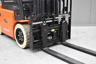 Used Forklift Truck NOBLELIFT FE4P50Q 4800 ELEKTRO VIERRADFRONTSTAPLER (13072896)