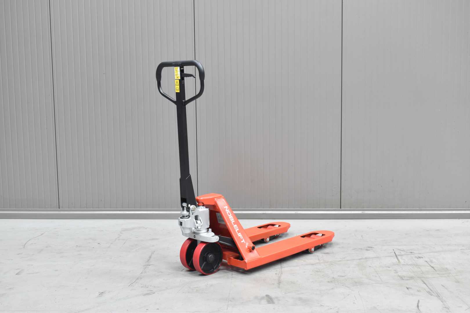 Used Forklift Truck NOBLELIFT HPT ACY 25 /K1051078/ HANDSEMI NIEDERHUBWAGENDEICHSEL (13069653)