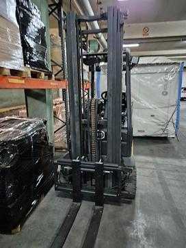 Used Forklift Truck OM XE 16-3 AC ELEKTRO DREIRADFRONTSTAPLER (13001753)