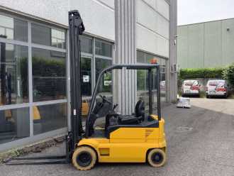 Used Forklift Truck OM XE 18 ELEKTRO VIERRADFRONTSTAPLER (12968960)